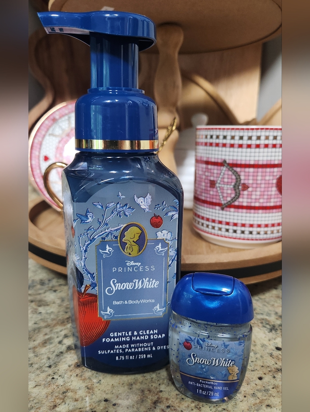NWT Snow White Foaming Hand Soap & PocketBac